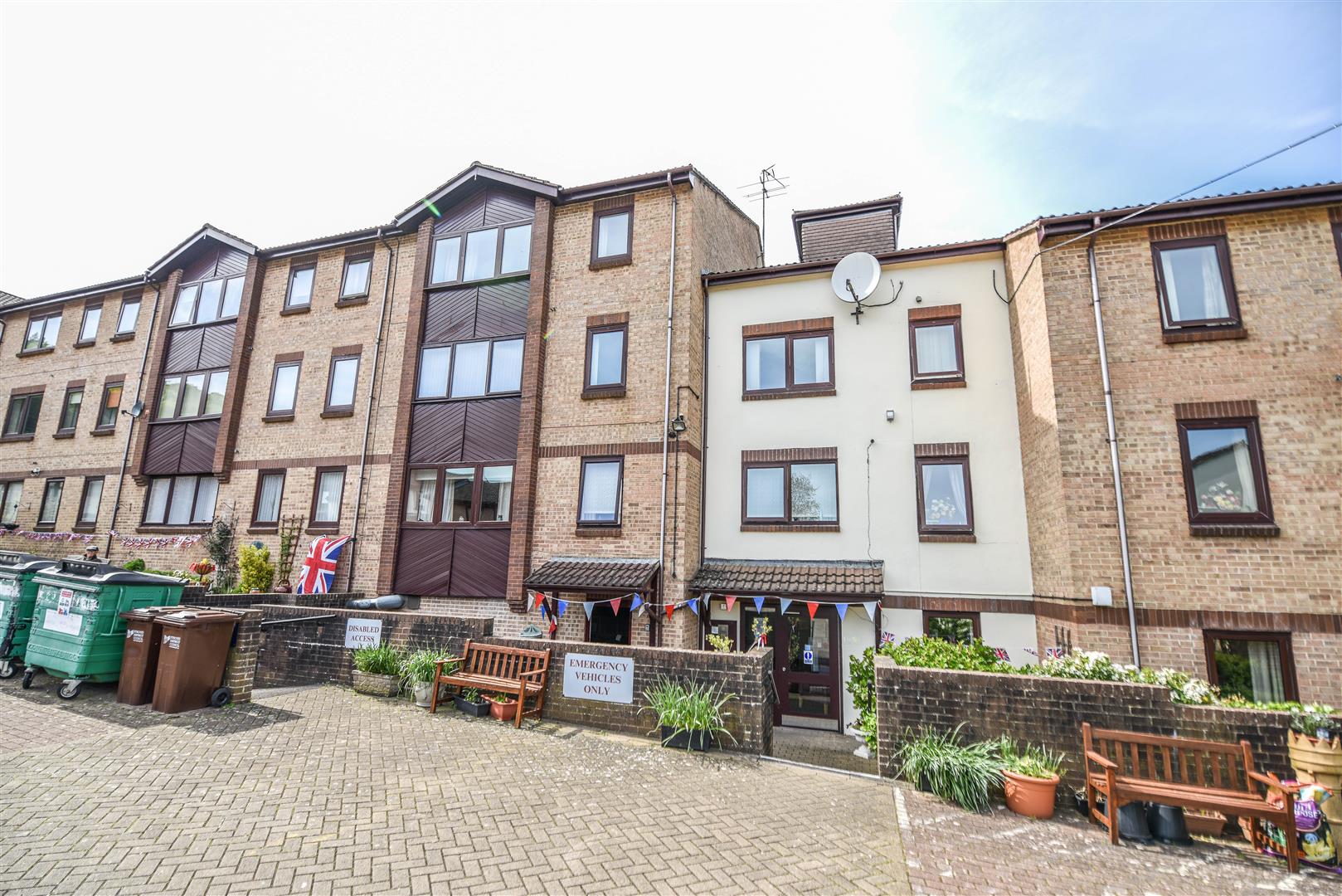 Jones Partnership Henlow Drive, Dursley